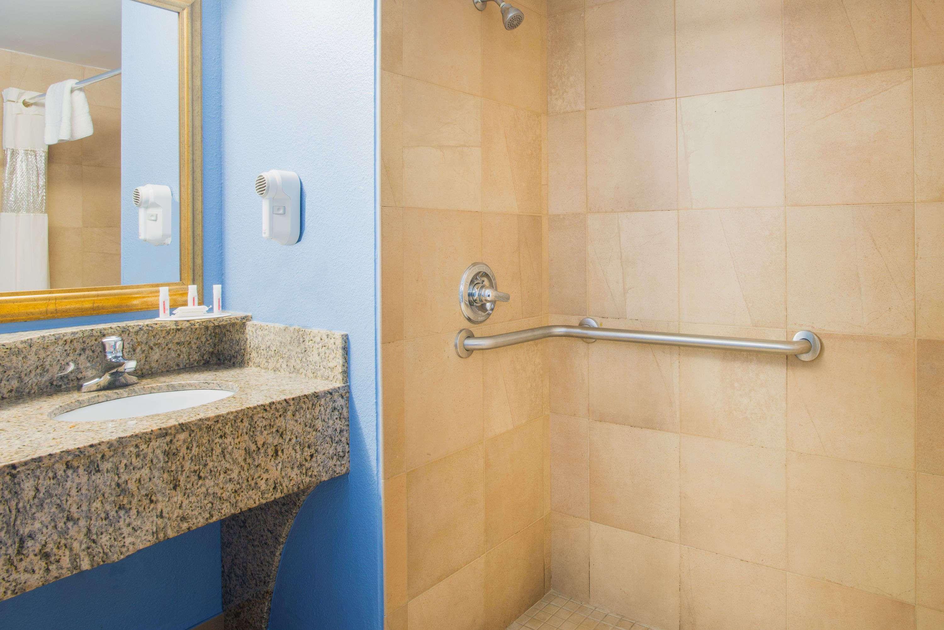 Days Inn New Haven - photo 16