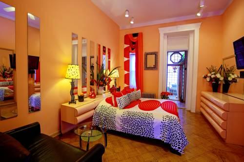 The International Cozy Inn - photo 7