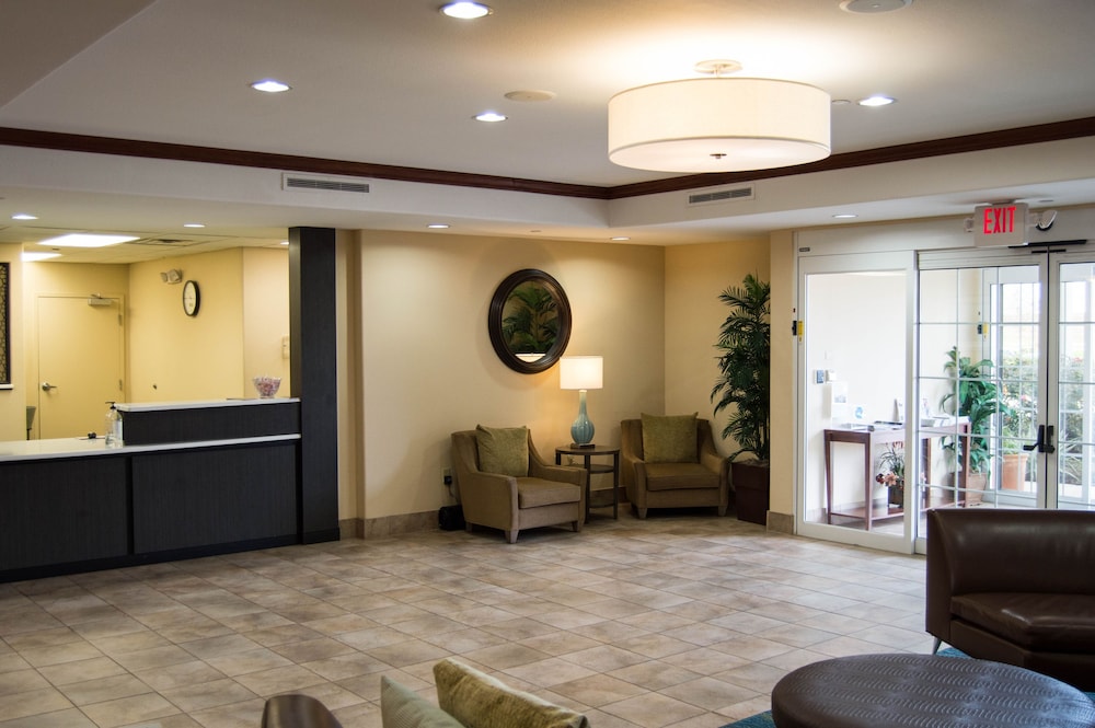 Candlewood Suites Victoria By Ihg - photo 26