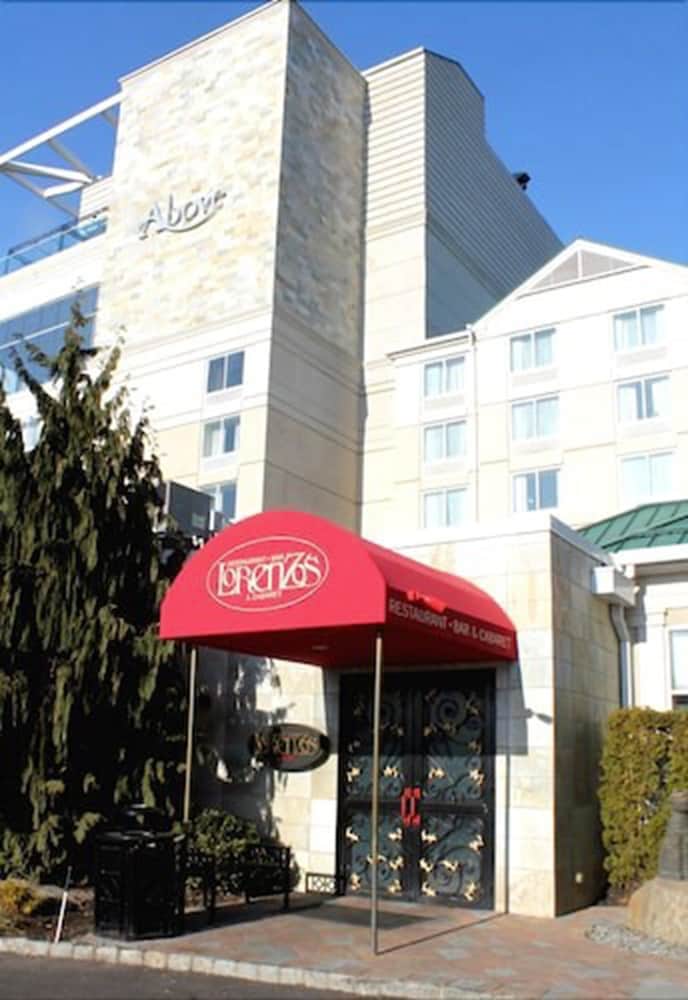Hilton Garden Inn New York Staten Island - photo 79