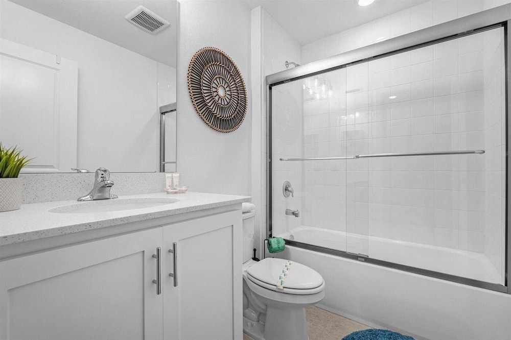 654 LD Tranquil Oasis 3BR Luxury Villa at Festival Resort - photo 15