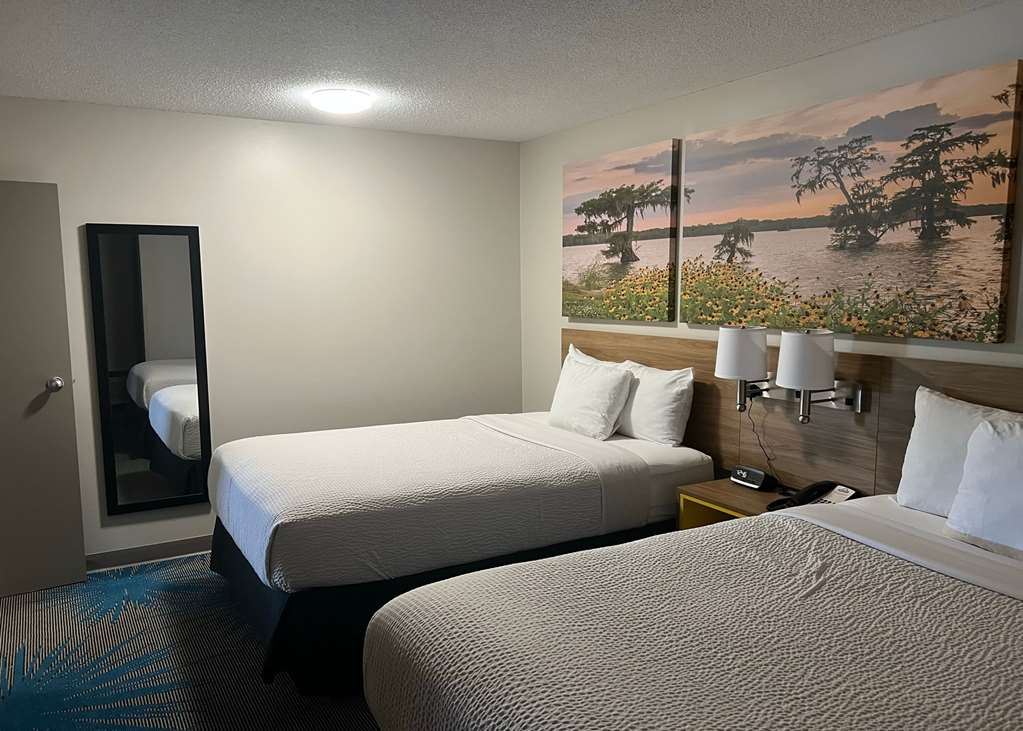 Days Inn by Wyndham Valdosta I 75 - photo 23