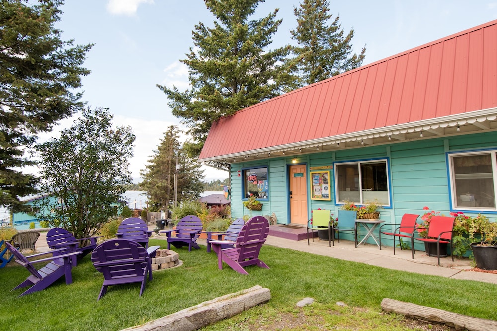 The Islander Inn - photo 2