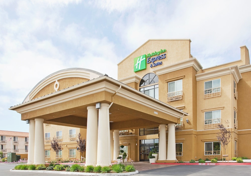 Holiday Inn Express & Suites Salinas by IHG in Salinas, United States