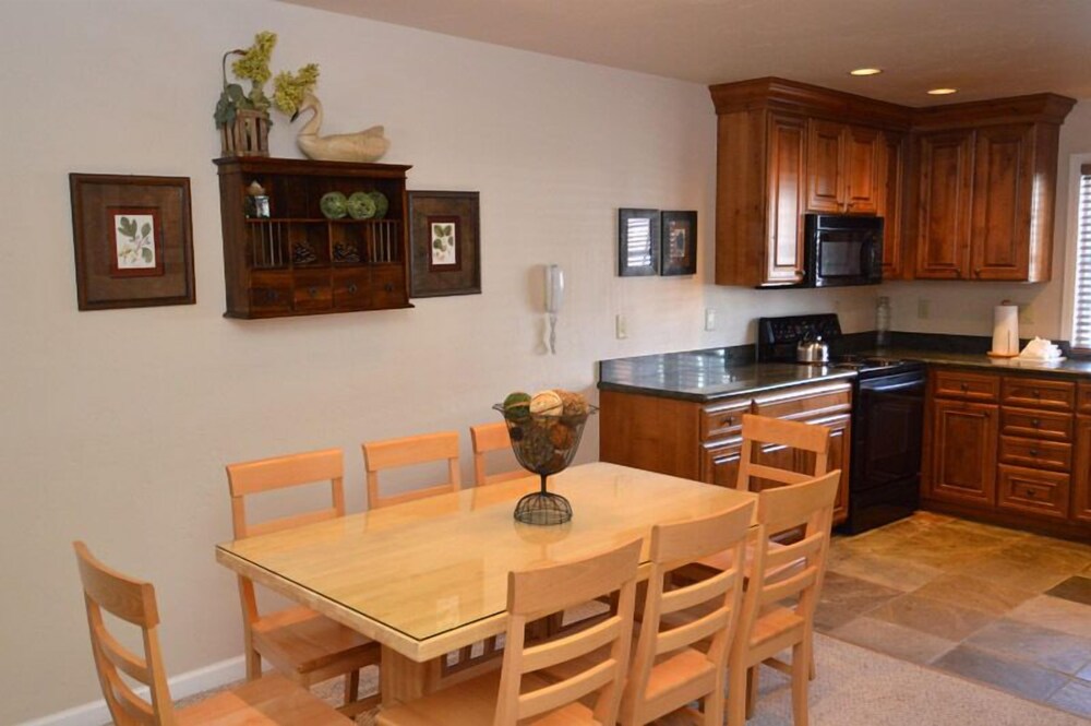 Alpenblick Townhomes - photo 16
