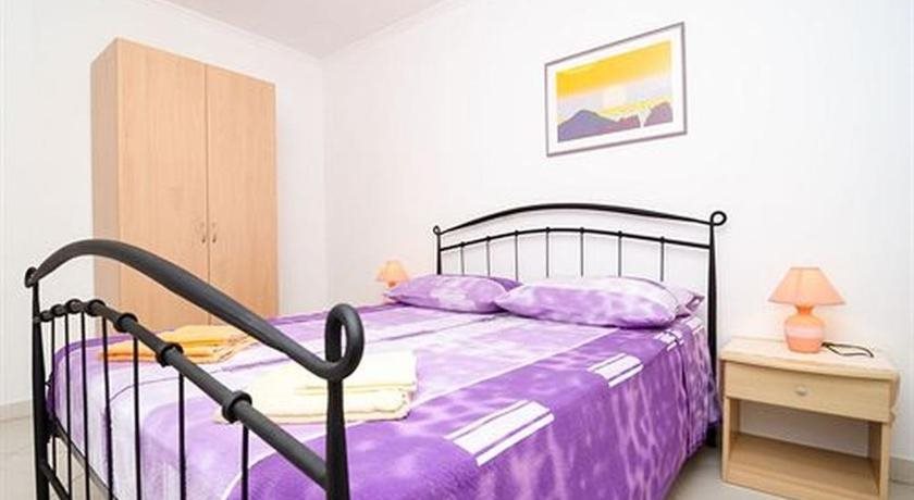 Apartments Baltazar with Sea View&Jacuzzi