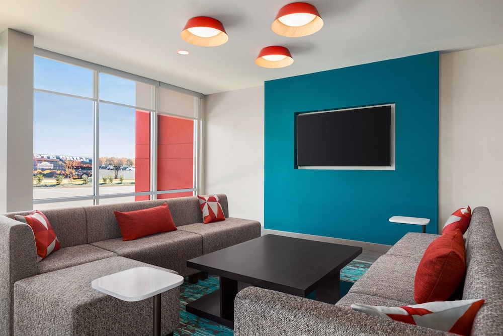 avid hotel Memphis Southaven by IHG - photo 43