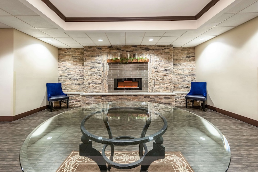 Quality Inn Bradley Bourbonnais - photo 23