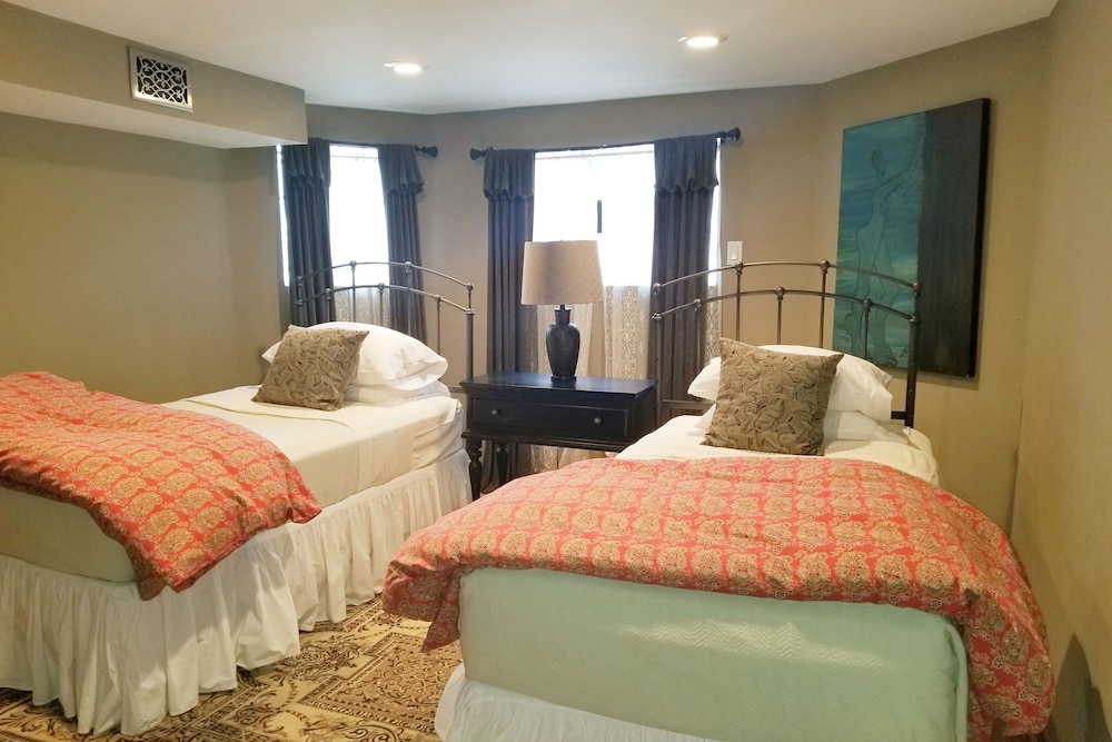 Chicago Guest House Wrigleyville - photo 11