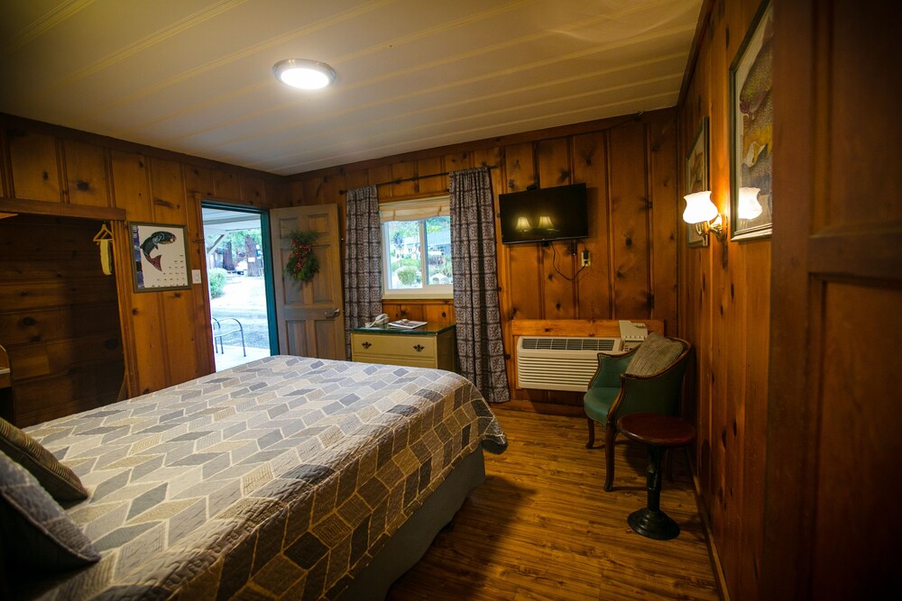 Outside Inn - photo 18