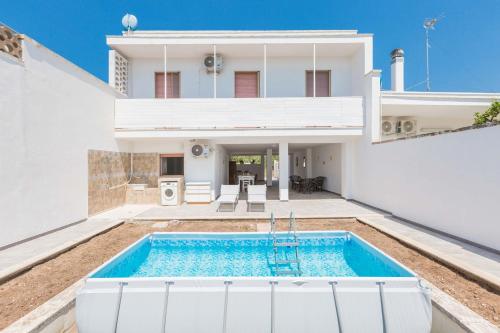 Villa delle Mimose by BarbarHouse — 4-Star Luxury Hotel in Sant'andrea, Italy