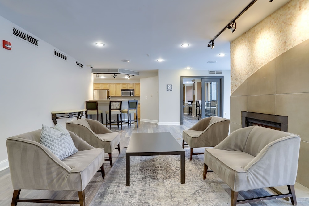 Fantastic Condo Ballston with gym — 4-Star Luxury Hotel in Arlington, United States