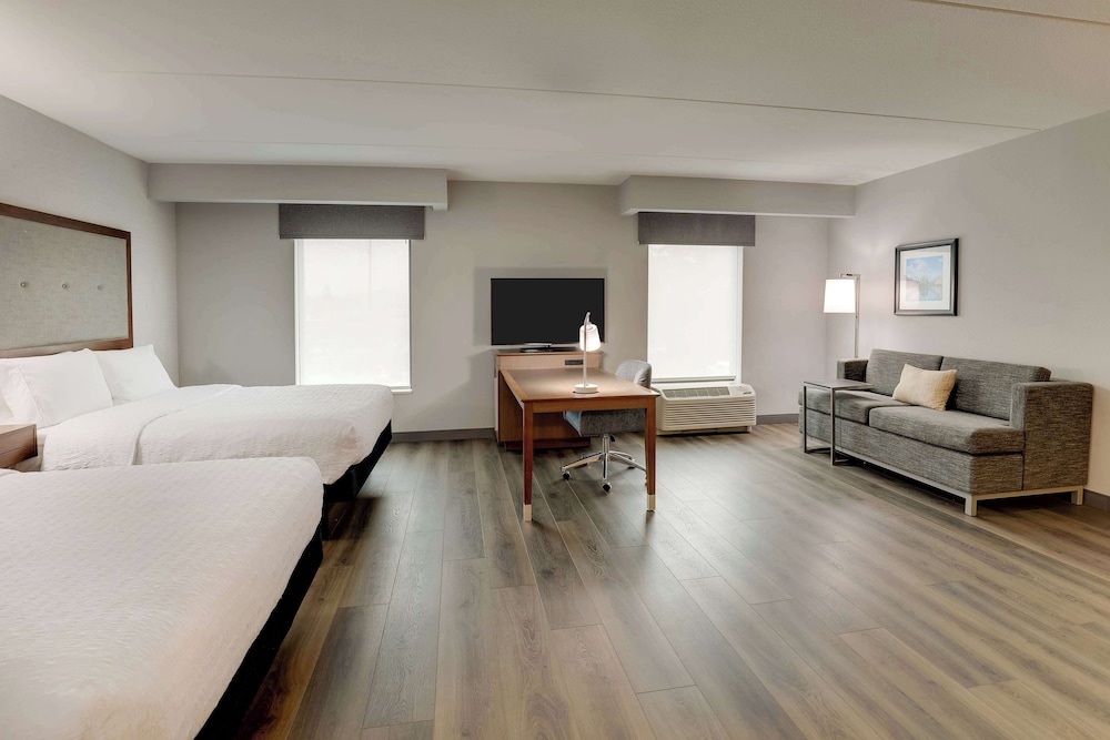 Hampton Inn & Suites Rome - photo 19