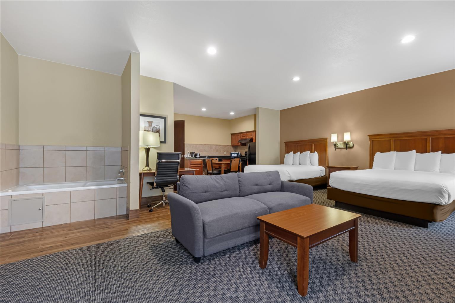 Best Western Plus Shamrock Inn & Suites - photo 15