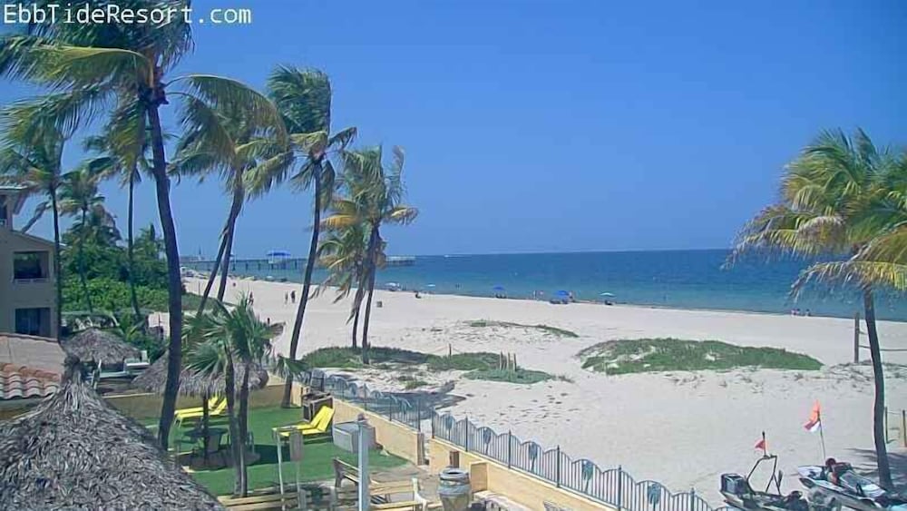 Ebb Tide Resort Oceanfront - photo 2