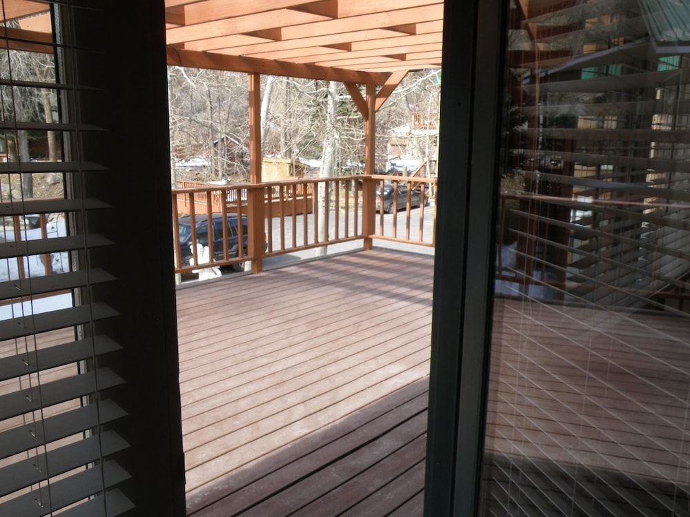 The River's Edge Motel Lodge & Resort - photo 17