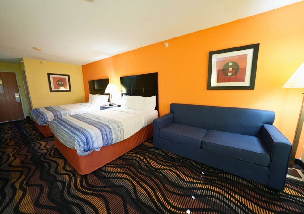 Rock Island Inn & Suites Streator IL - photo 36