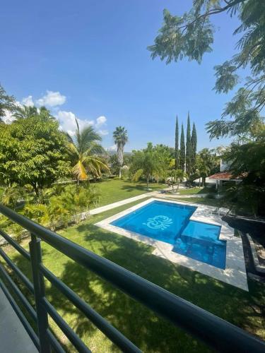 Fabuloso Hotel Con 2 Magnificas Albercas A Minutos De Cuernavaca — Jiutepec