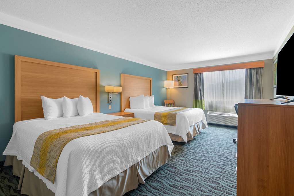 Best Western PLUS Executive Court Inn & Conference Center - photo 10