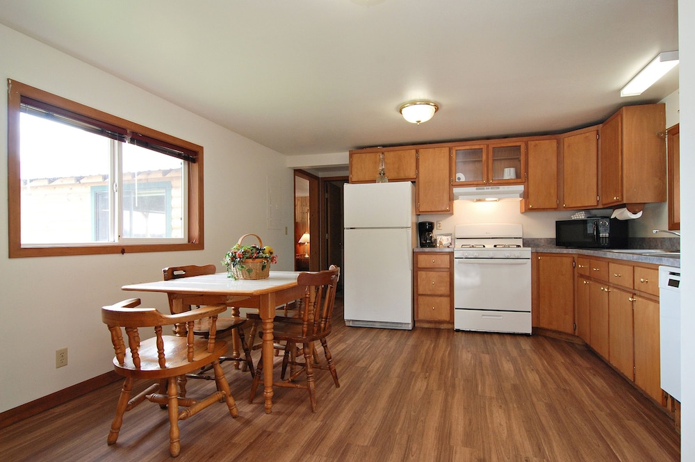 Shelter Cove Resort and Marina - photo 44