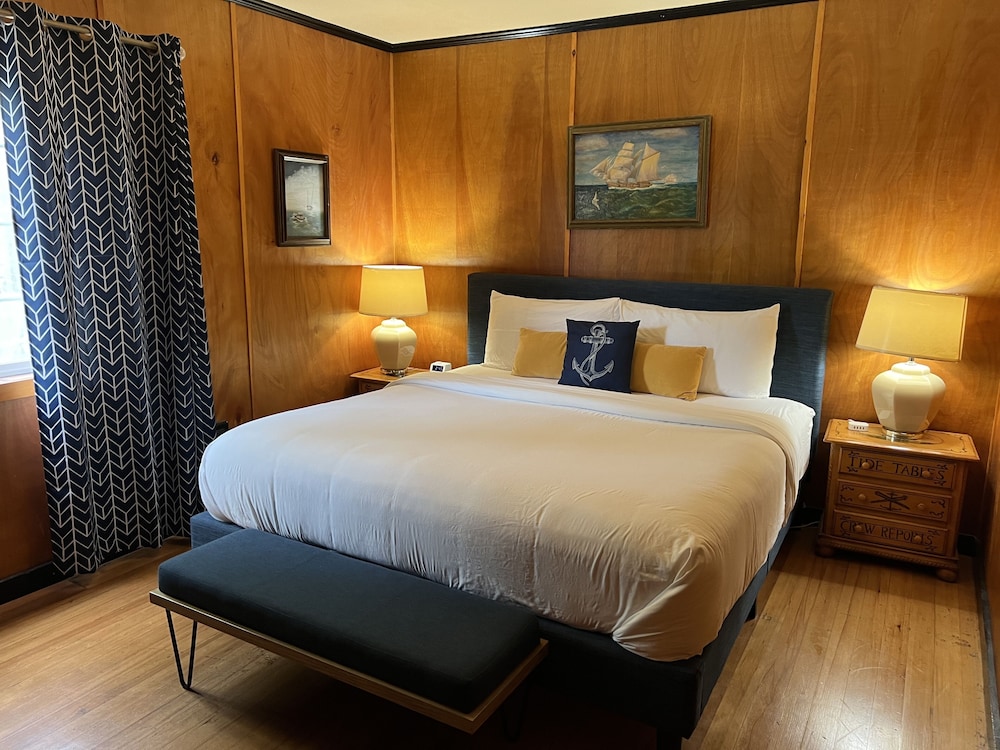 Anchor Inn Resort - photo 23
