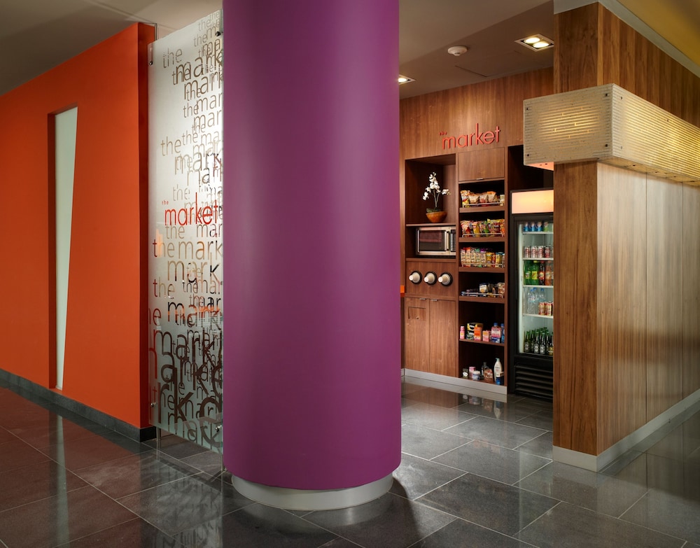 Snack bar