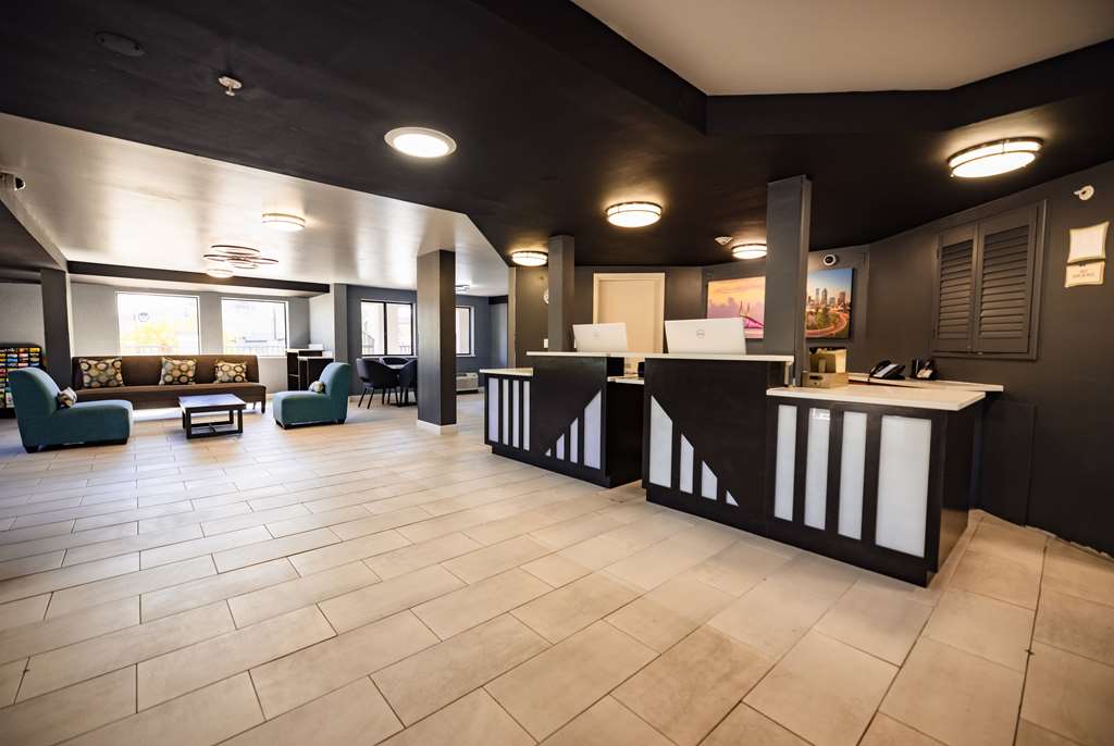 La Quinta Inn by Wyndham Tampa Near Busch Gardens - photo 16