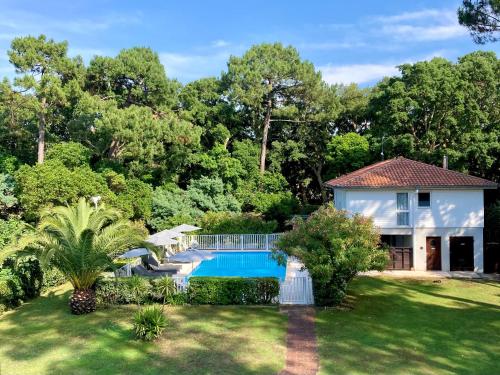 Maison du Parc Vue canal — 4-Star Luxury Hotel in Soorts-Hossegor, France