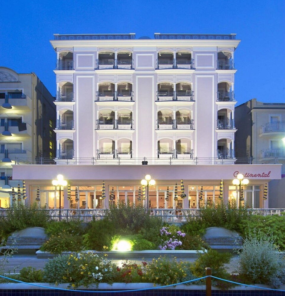 Hotel Continental - last minute hotel in Cattolica