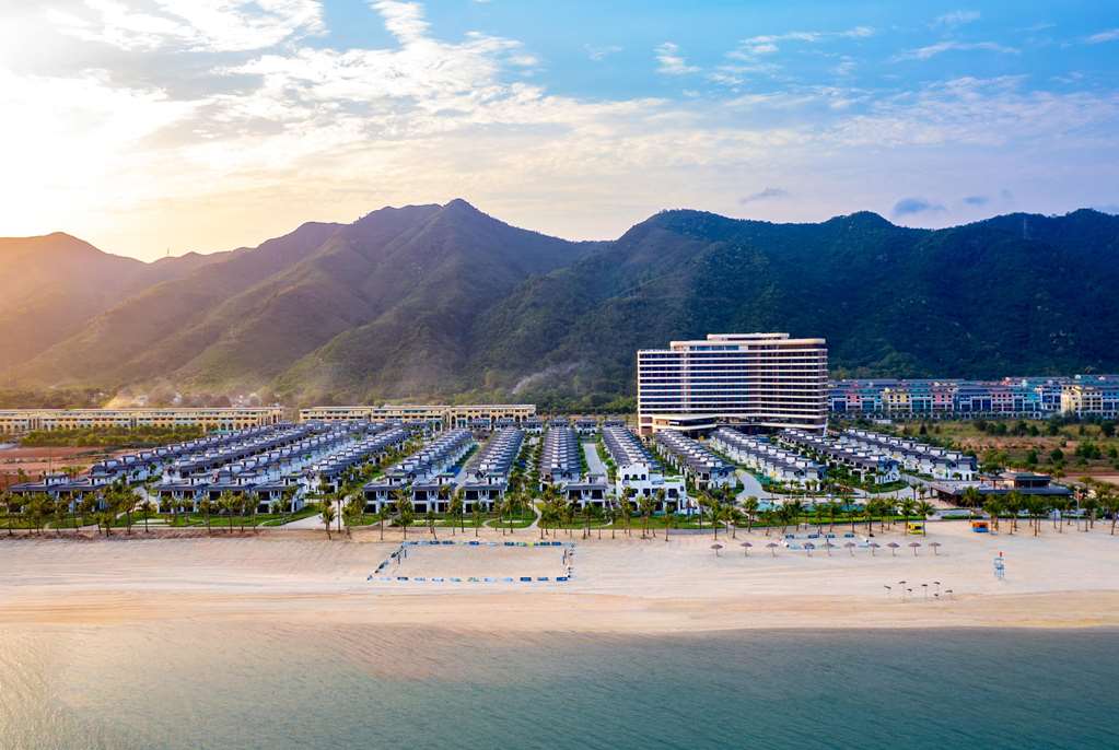 Wyndham Garden Sonasea Van Don in Quan Hau, Vietnam