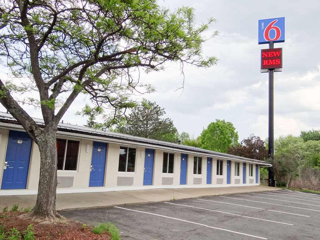 Motel 6 Erie PA - photo 5