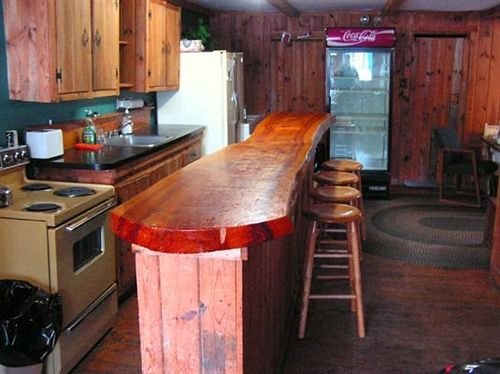 Chapman Inn - carbon neutral hotel in Bethel