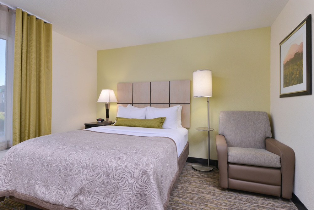 Candlewood Suites Casper by IHG - photo 10