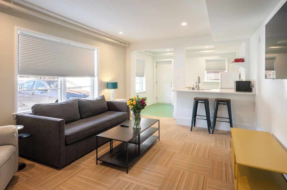 Little Mod Hotel - photo 18