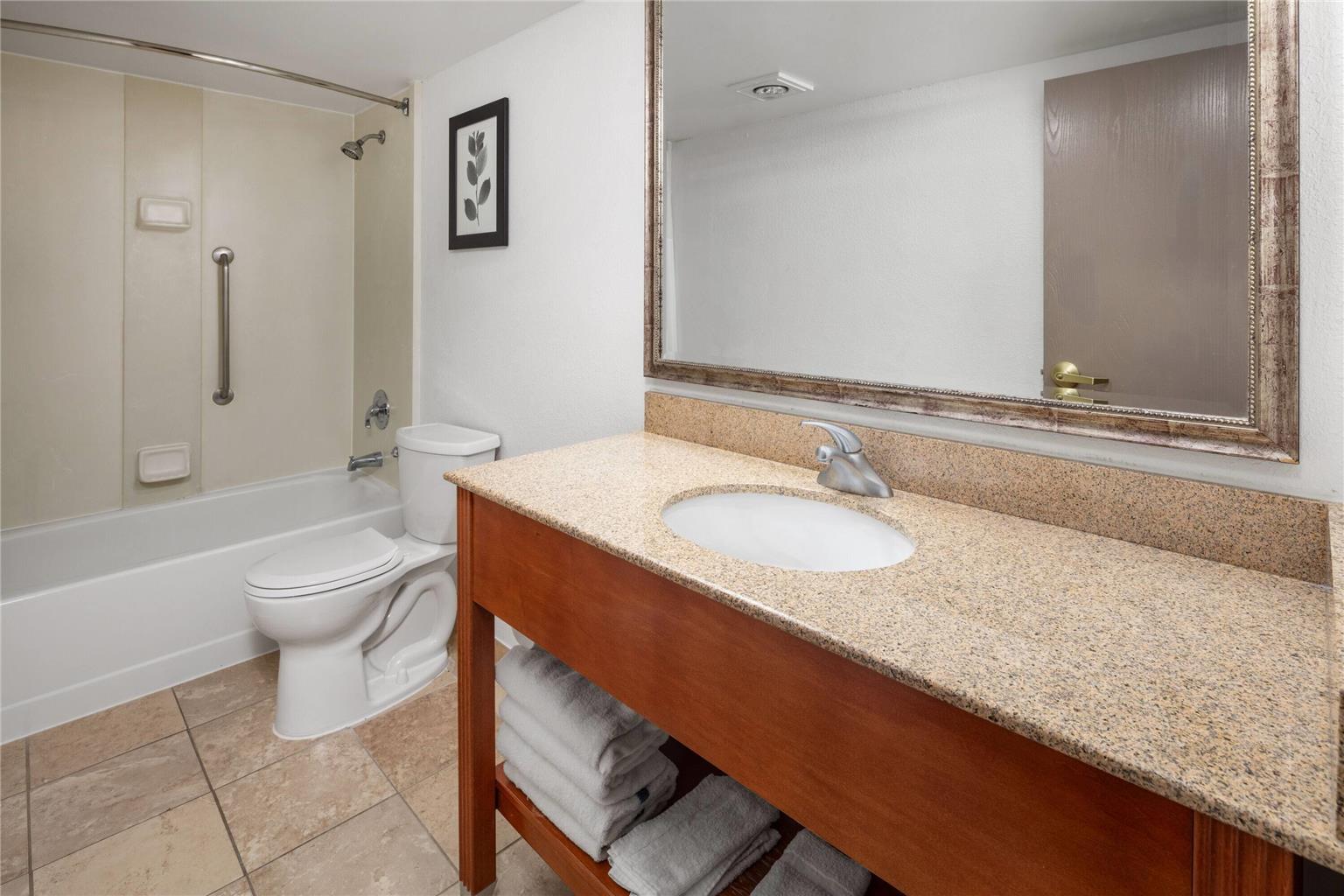 Wingate by Wyndham Lincoln Airport East I 80 - photo 27