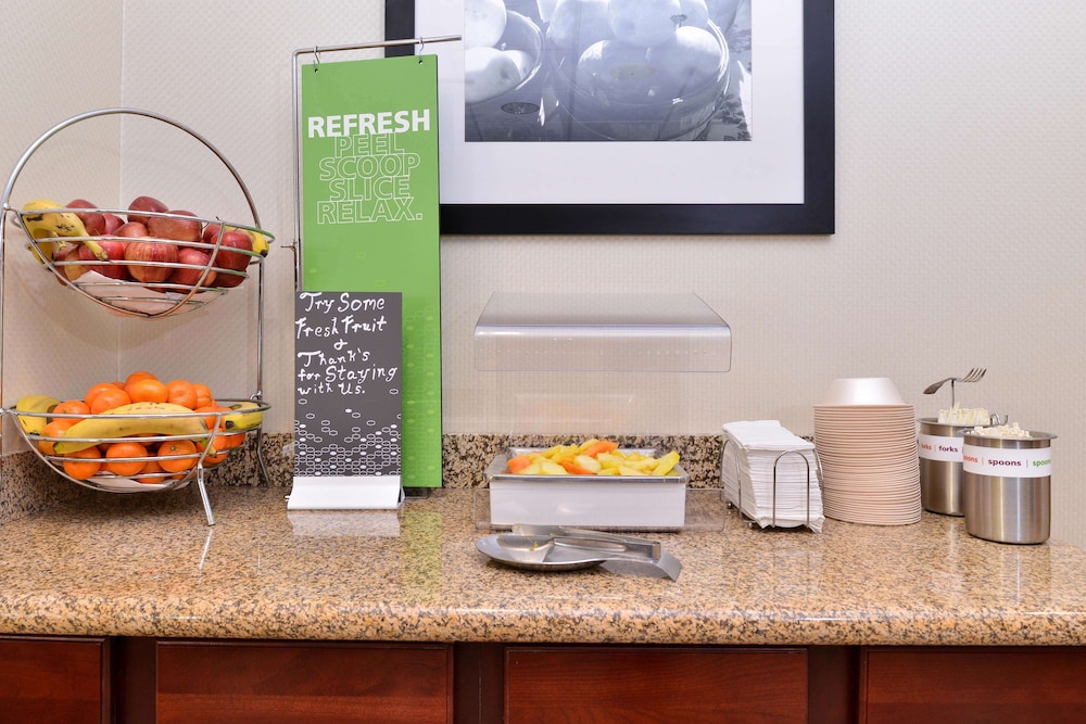 Hampton Inn Grand Island - photo 32