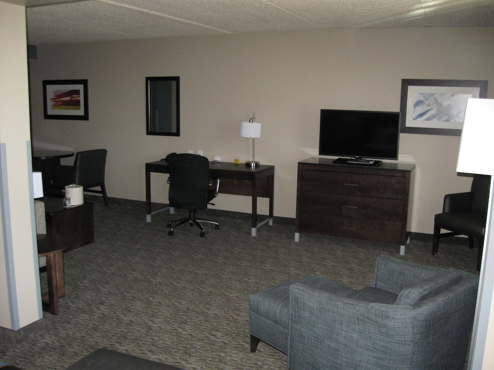 Wingate by Wyndham Fargo - photo 21
