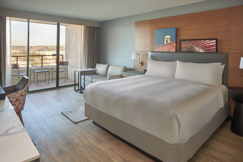 San Diego Marriott Mission Valley - photo 18