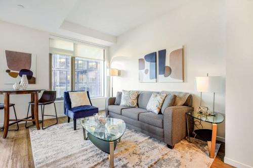 Spacious Apt Full Kitchen In Seaport — 4-Star Luxury Hotel in Boston, United States