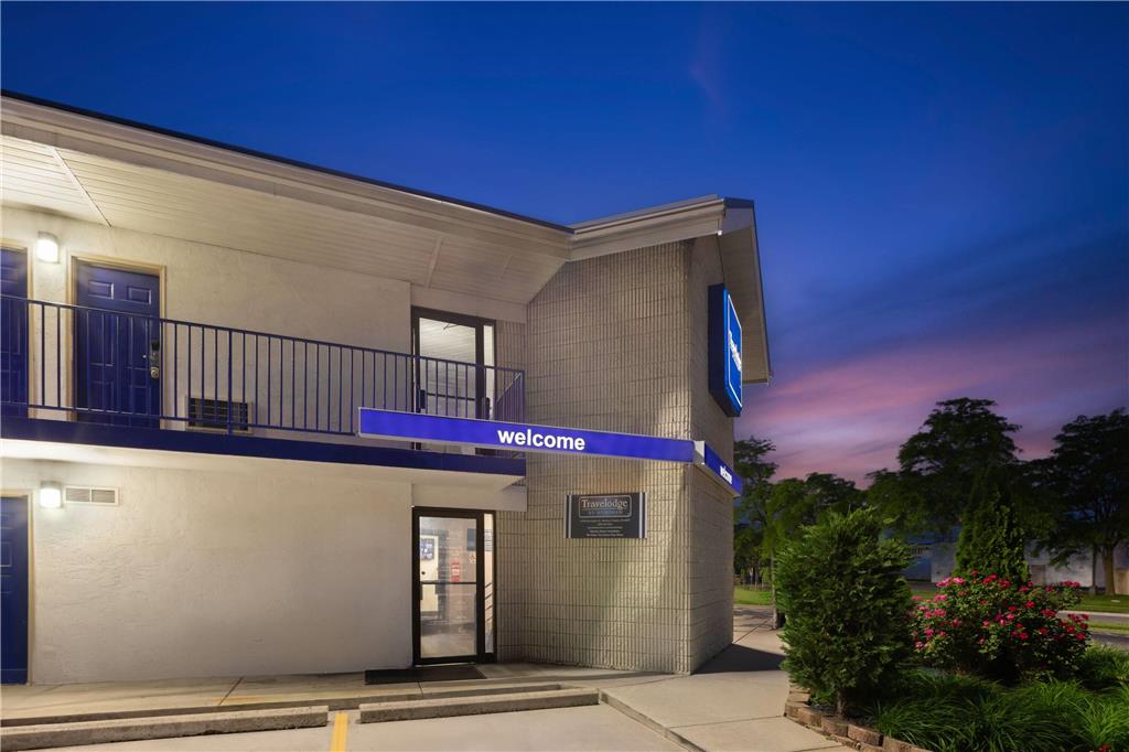 Travelodge by Wyndham Madison Heights MI - photo 2