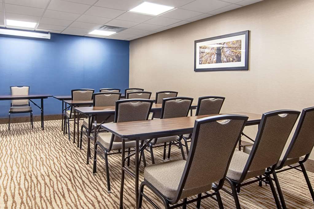 Comfort Suites Knoxville Airport - photo 33