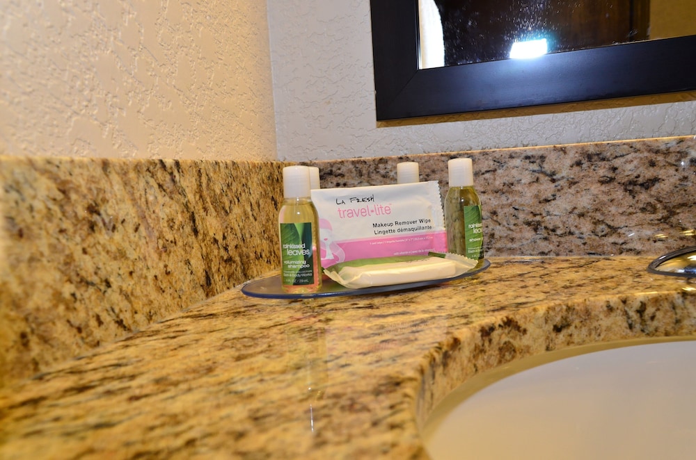 Cobblestone Inn & Suites Clarion - photo 72