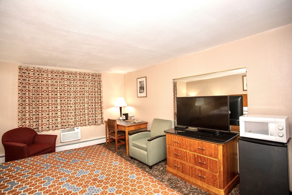 Budget Inn Syracuse Airport - photo 22