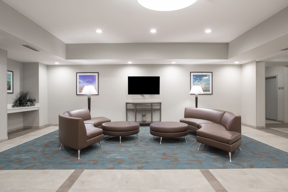 Candlewood Suites Pueblo by IHG - photo 19