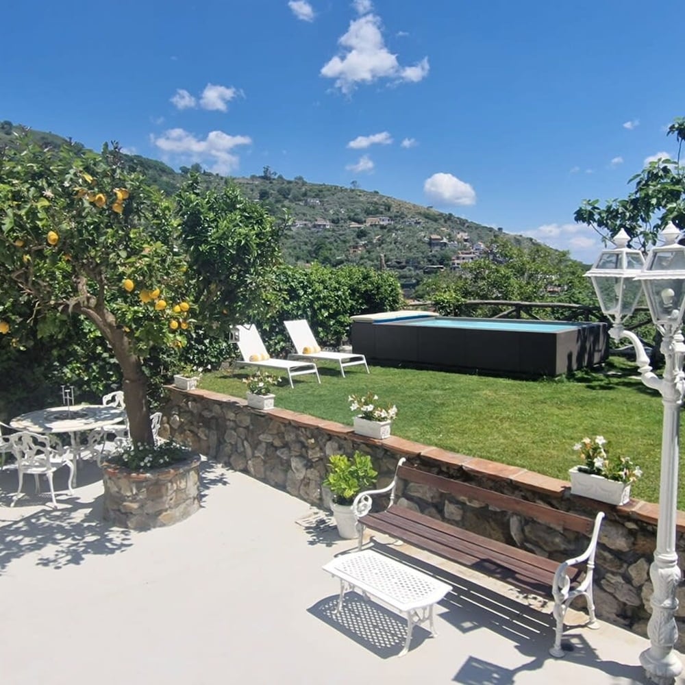 The Retreat of the Senses — 4-Star Luxury Hotel in Massa Lubrense, Italy