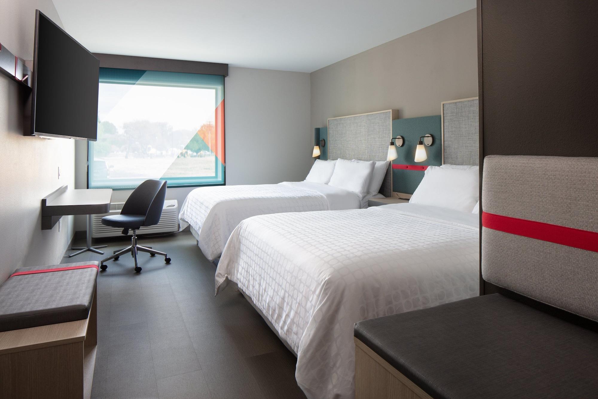 avid hotels Madison Monona by IHG - photo 3