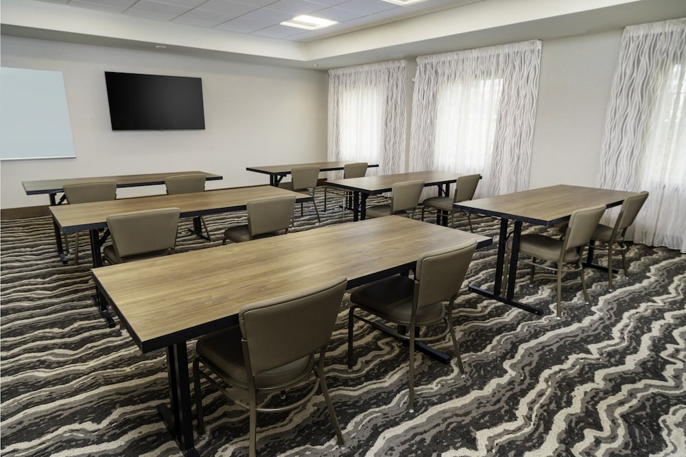 Staybridge Suites Nashville Franklin by IHG - photo 63