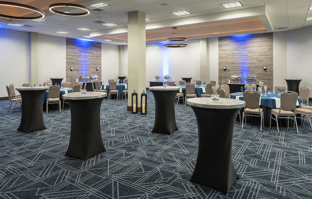 Hilton Durham near Duke University - photo 38