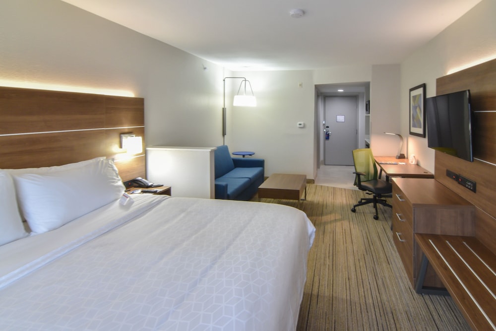 Holiday Inn Express & Suites Indianapolis Northwest by IHG - photo 19