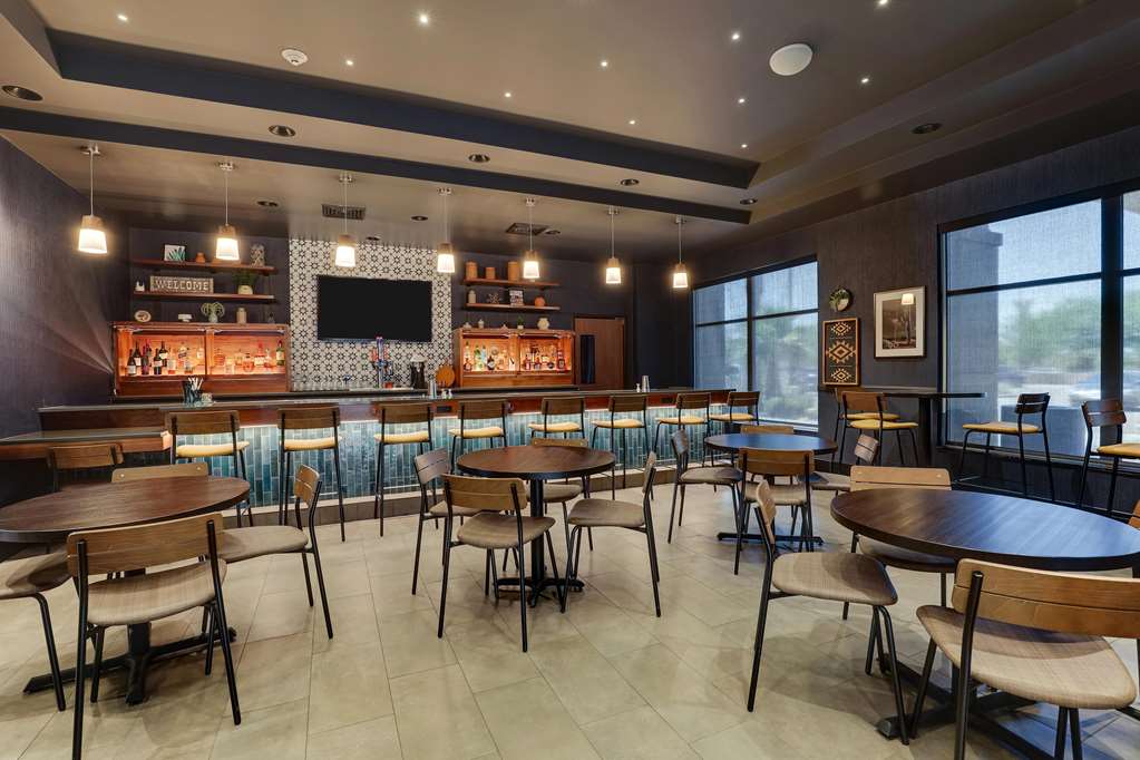 Drury Inn & Suites Phoenix Chandler Fashion Center - photo 15
